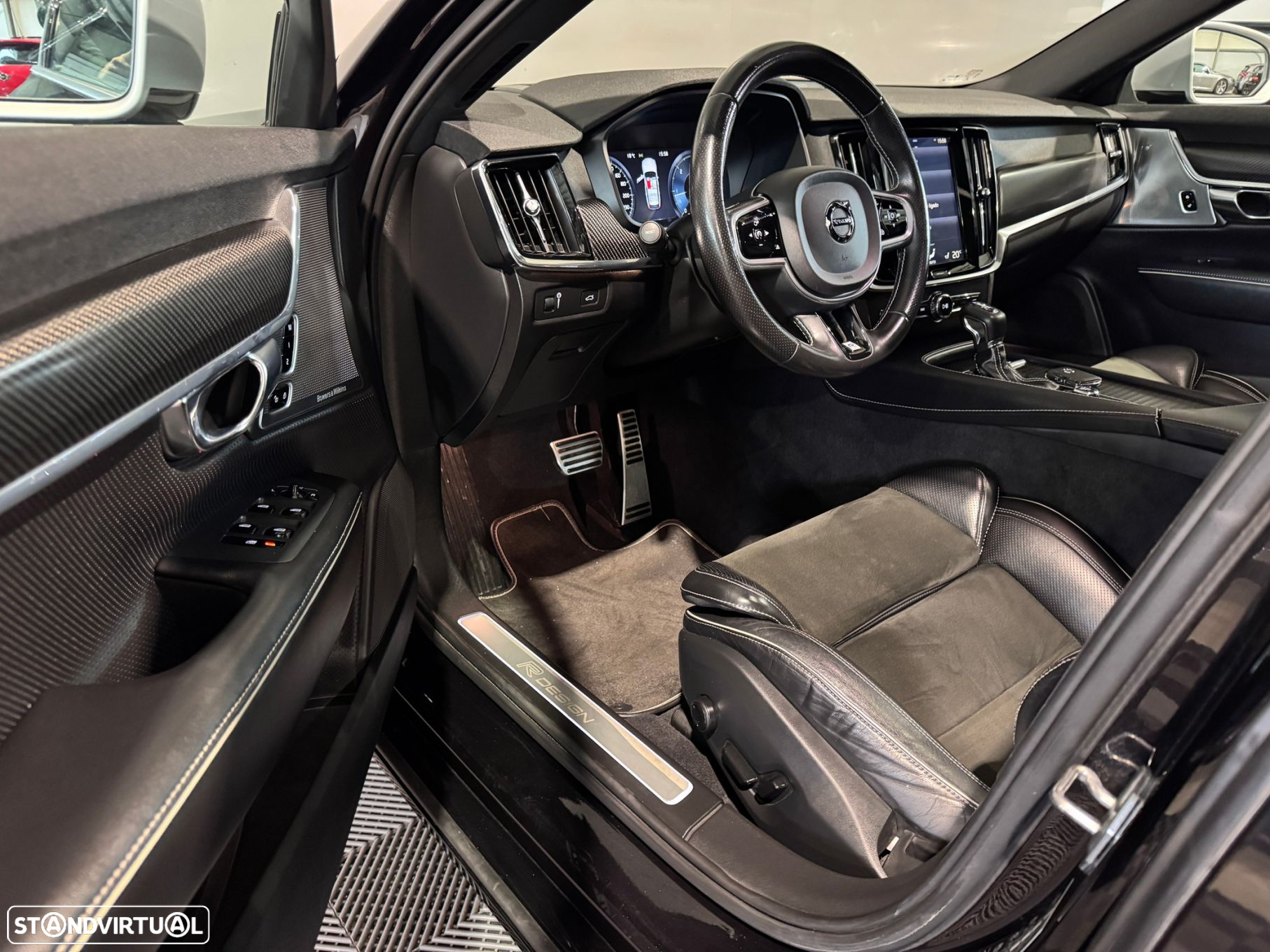 Volvo V90 - 23