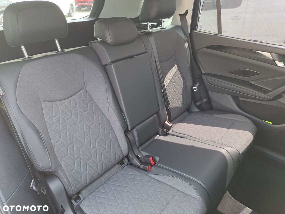 Volkswagen Tayron 1.5 eTSI mHEV Life Plus DSG - 13