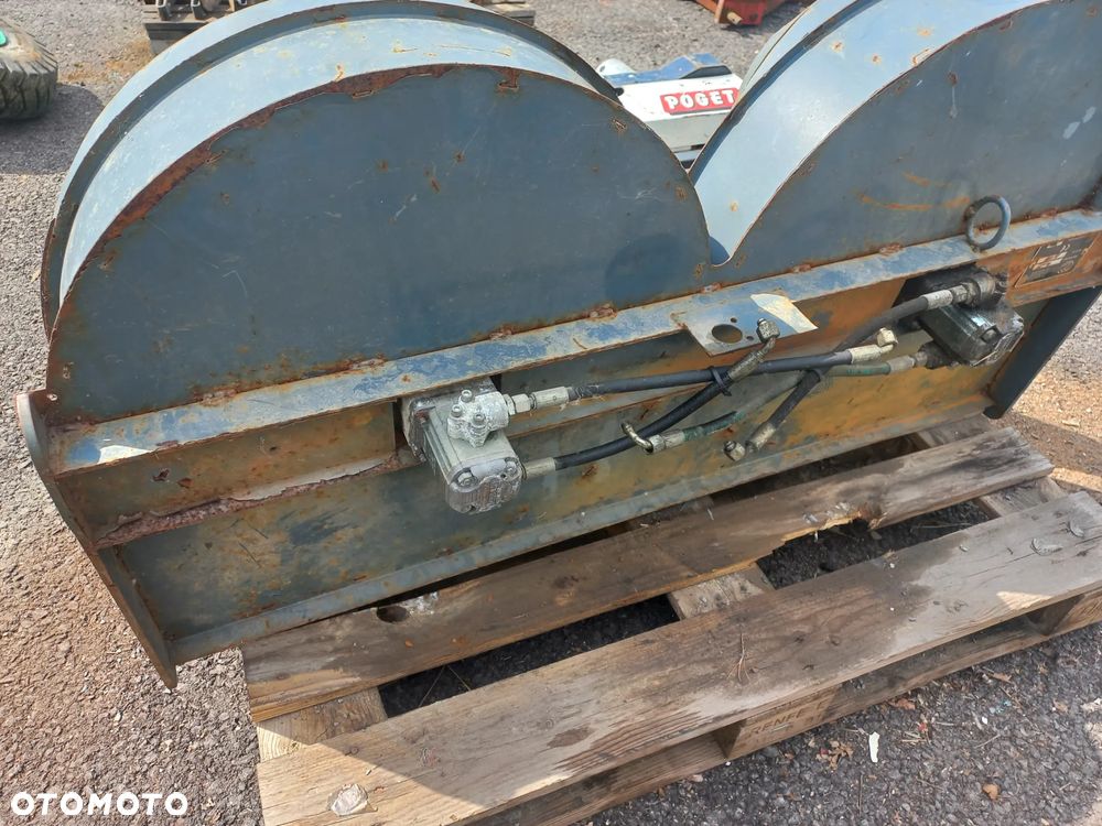 Rozrzutnik plew Massey Ferguson,Dronninborg, skrzynia biegów,kosa do rzepaku Poget,geringhoff hvl660,32,34,36,94804102300,94800002284,koł do pługu. - 9