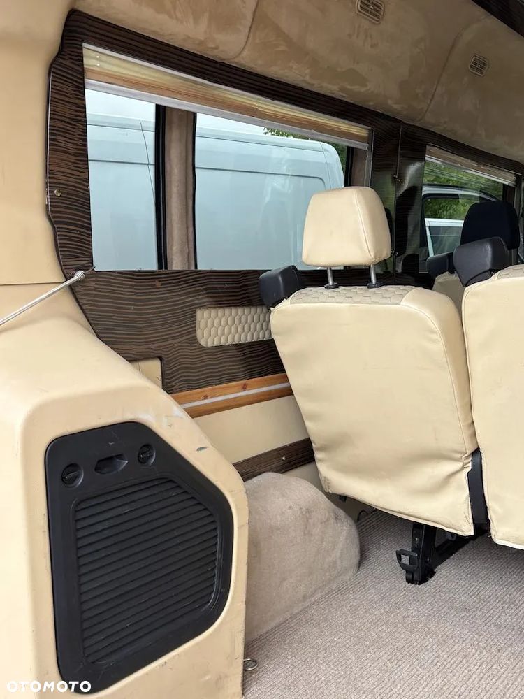 Ford Transit - 14