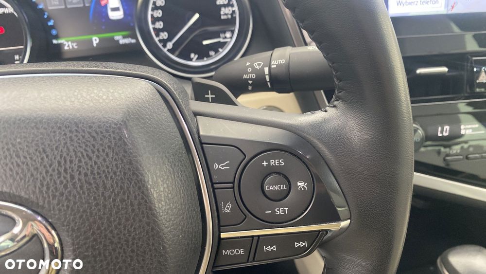 Toyota Camry 2.5 Hybrid Executive CVT - 20