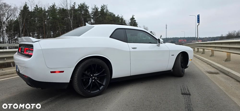 Dodge Challenger Automatik R/T Plus - 10
