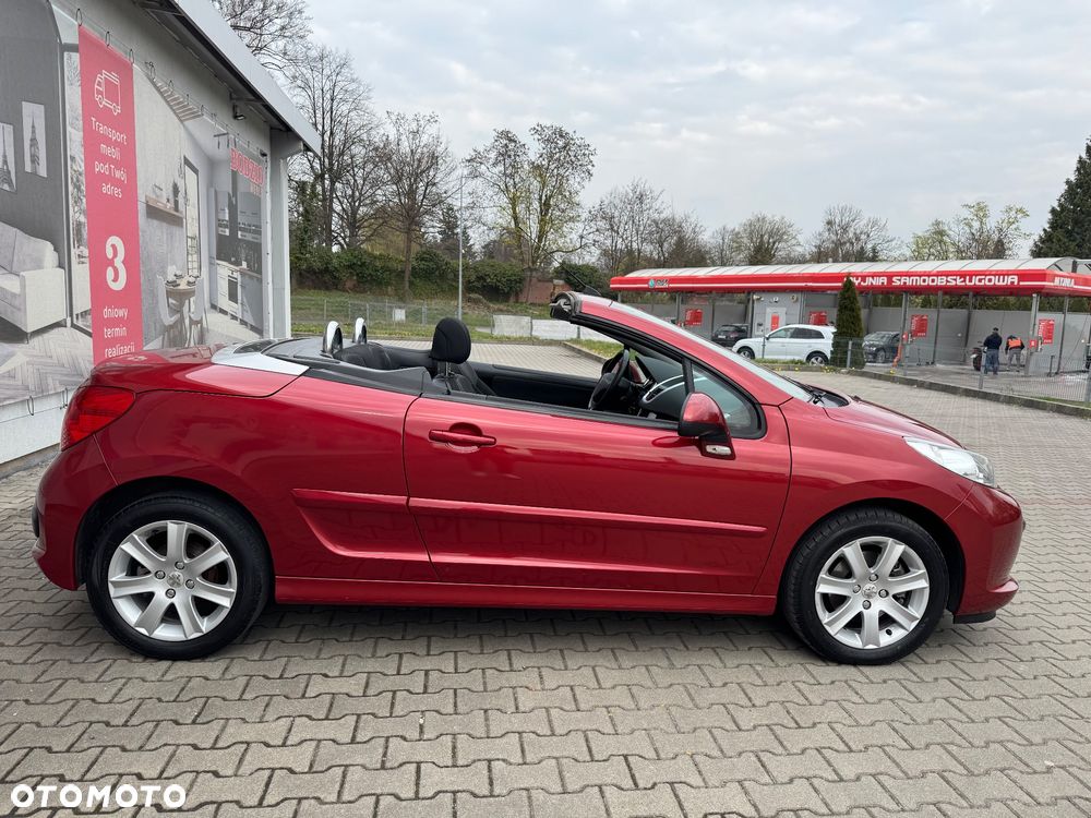 Peugeot 207 CC - 24