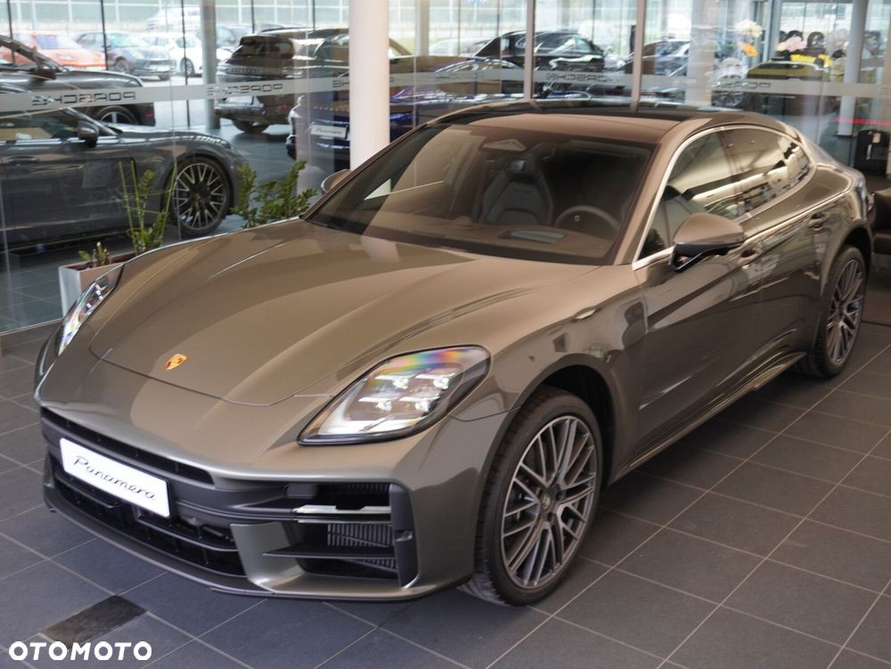 Porsche Panamera 4 - 5
