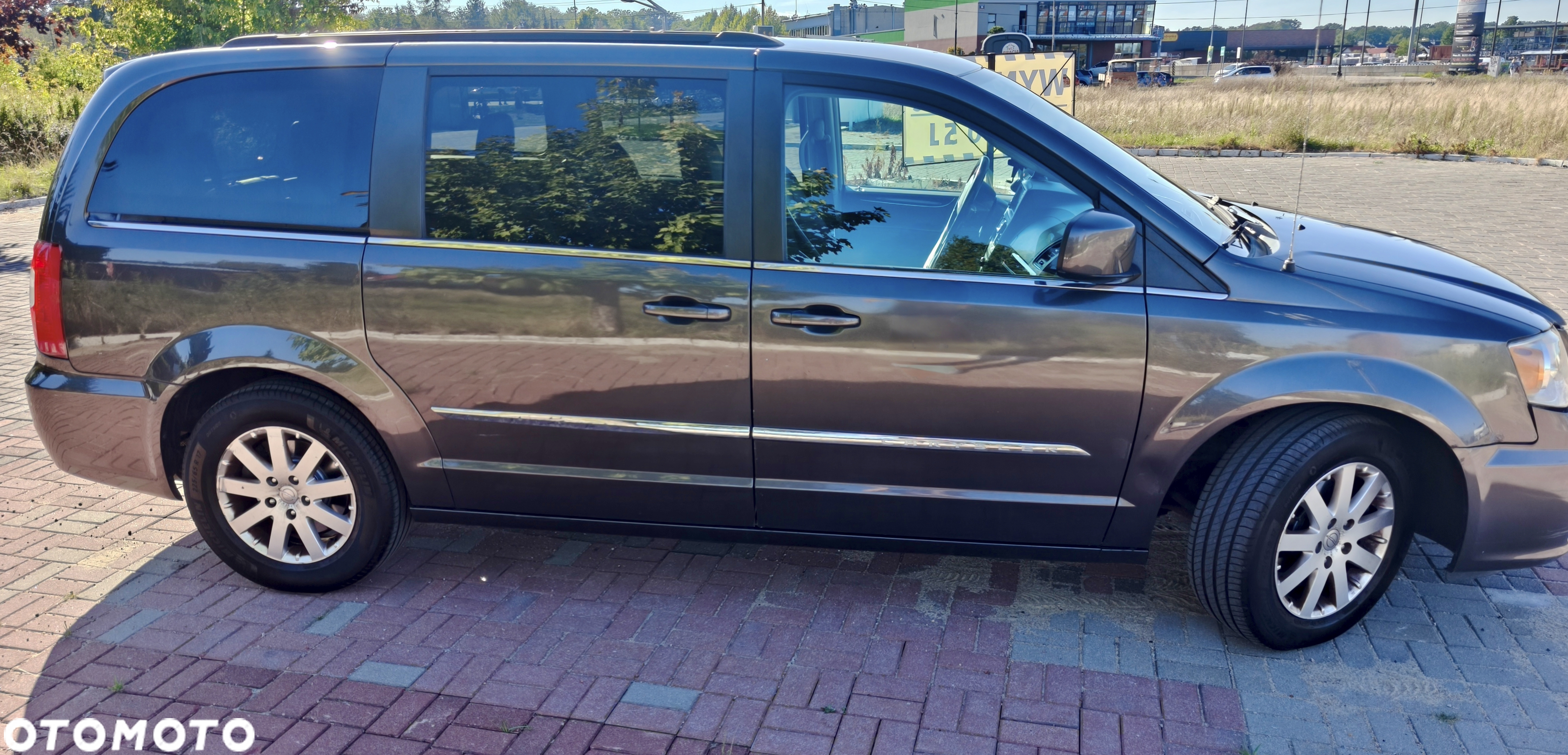 Chrysler Town & Country 3.6 Touring - 5