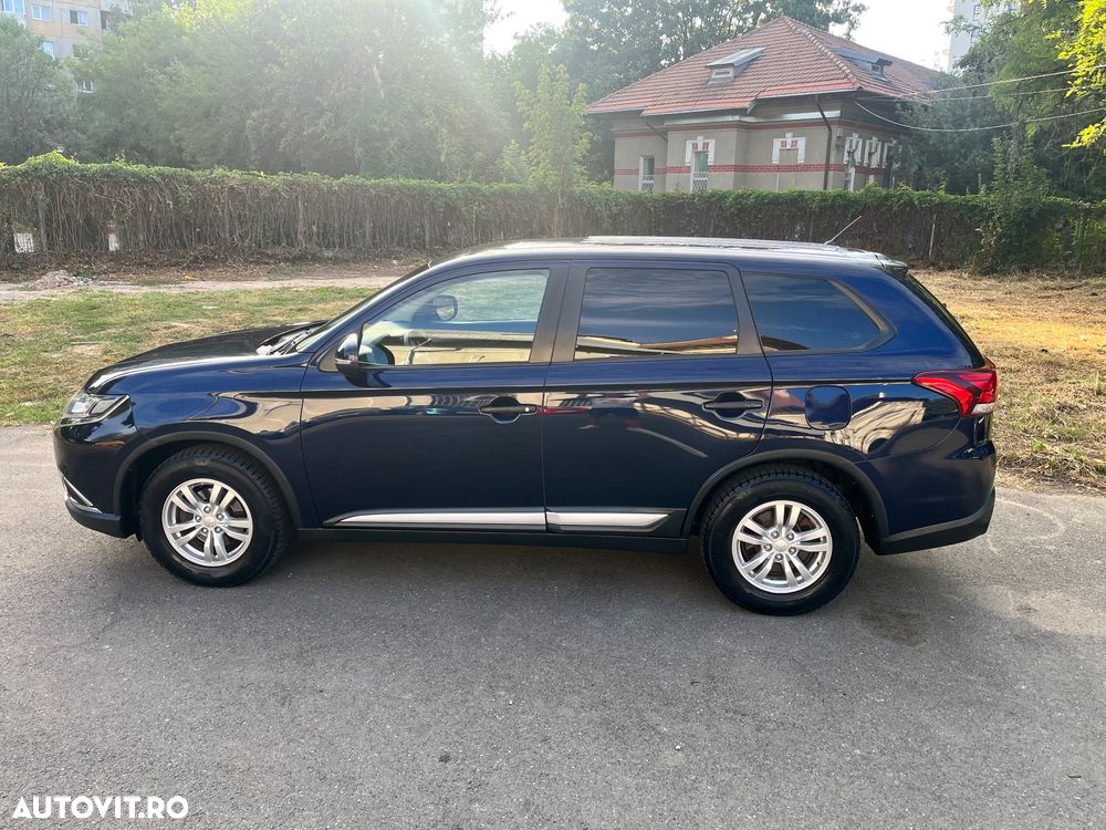 Mitsubishi Outlander 2.2 DI-D AS&G 6MT 4WD Invite A01 - 16