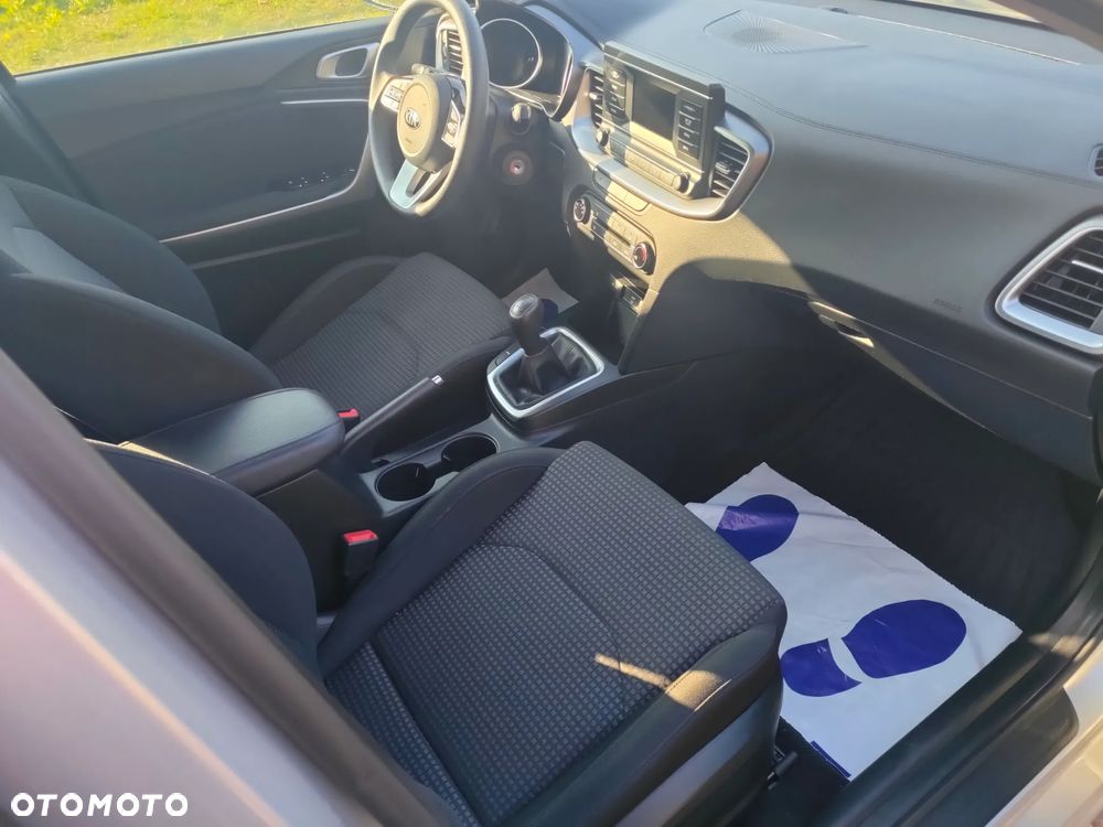 Kia Ceed 1.6 CRDi SCR S - 13