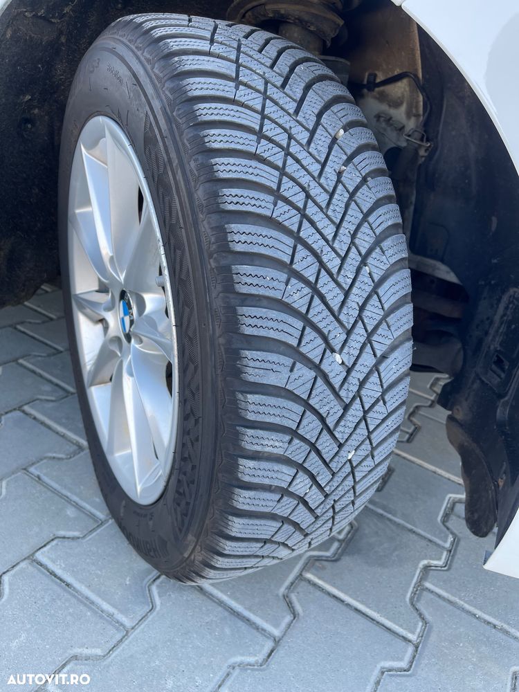 BMW Seria 1 118d Aut. Sport Line - 38