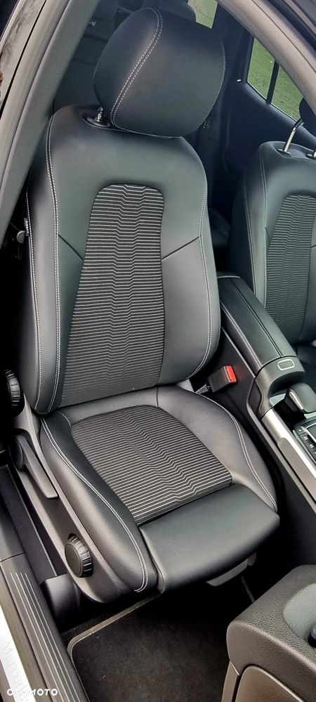 Mercedes-Benz GLB 200 d 8G-DCT Progressive - 12