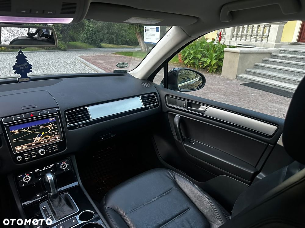 Volkswagen Touareg 3.0 V6 TDI BMT Business Line - 21