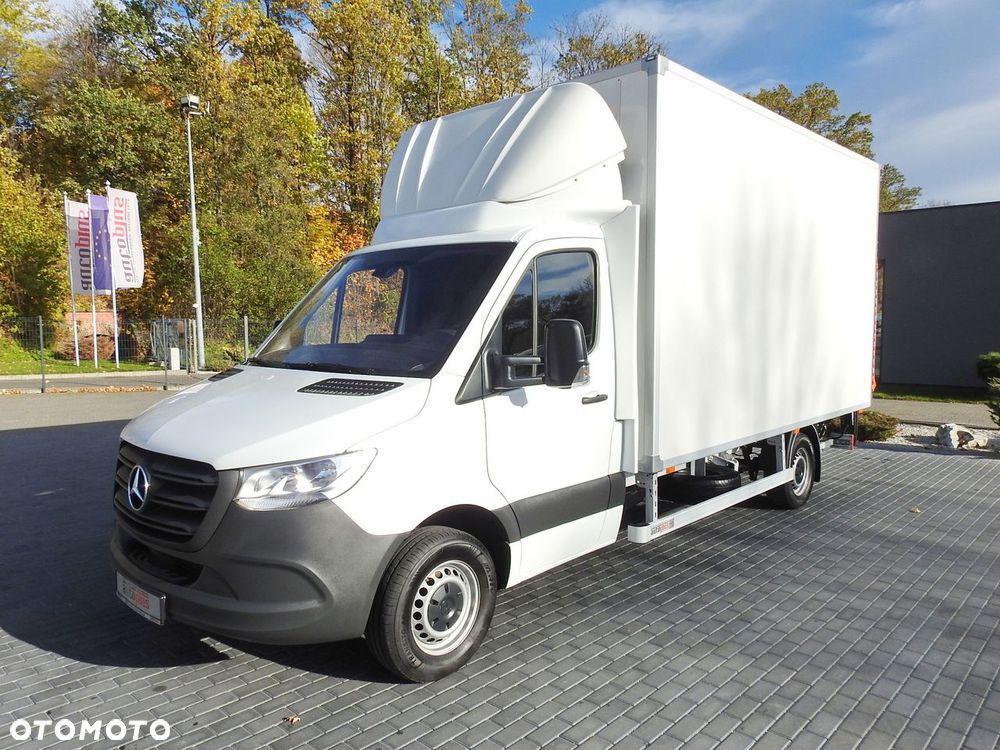 Mercedes-Benz SPRINTER KONTENER WINDA 8 PALET KLIMATYZACJA  150KM - 7
