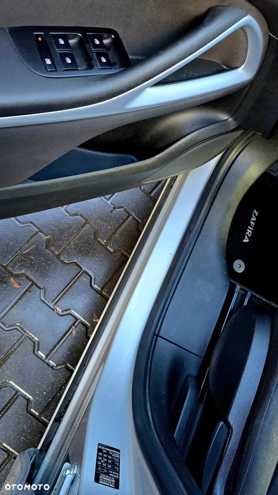 Opel Zafira Tourer 1.4 Turbo Edition - 18