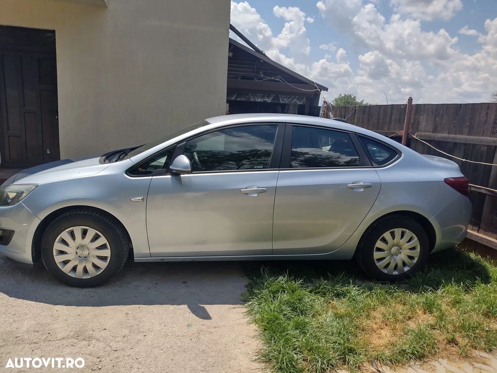 Opel Astra 1.6 CDTI Start/Stop Drive - 1