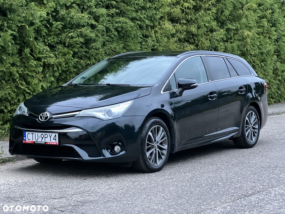 Toyota Avensis - 1
