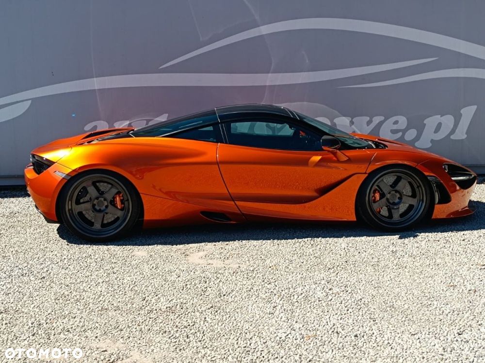 McLaren 720S Coupe - 14