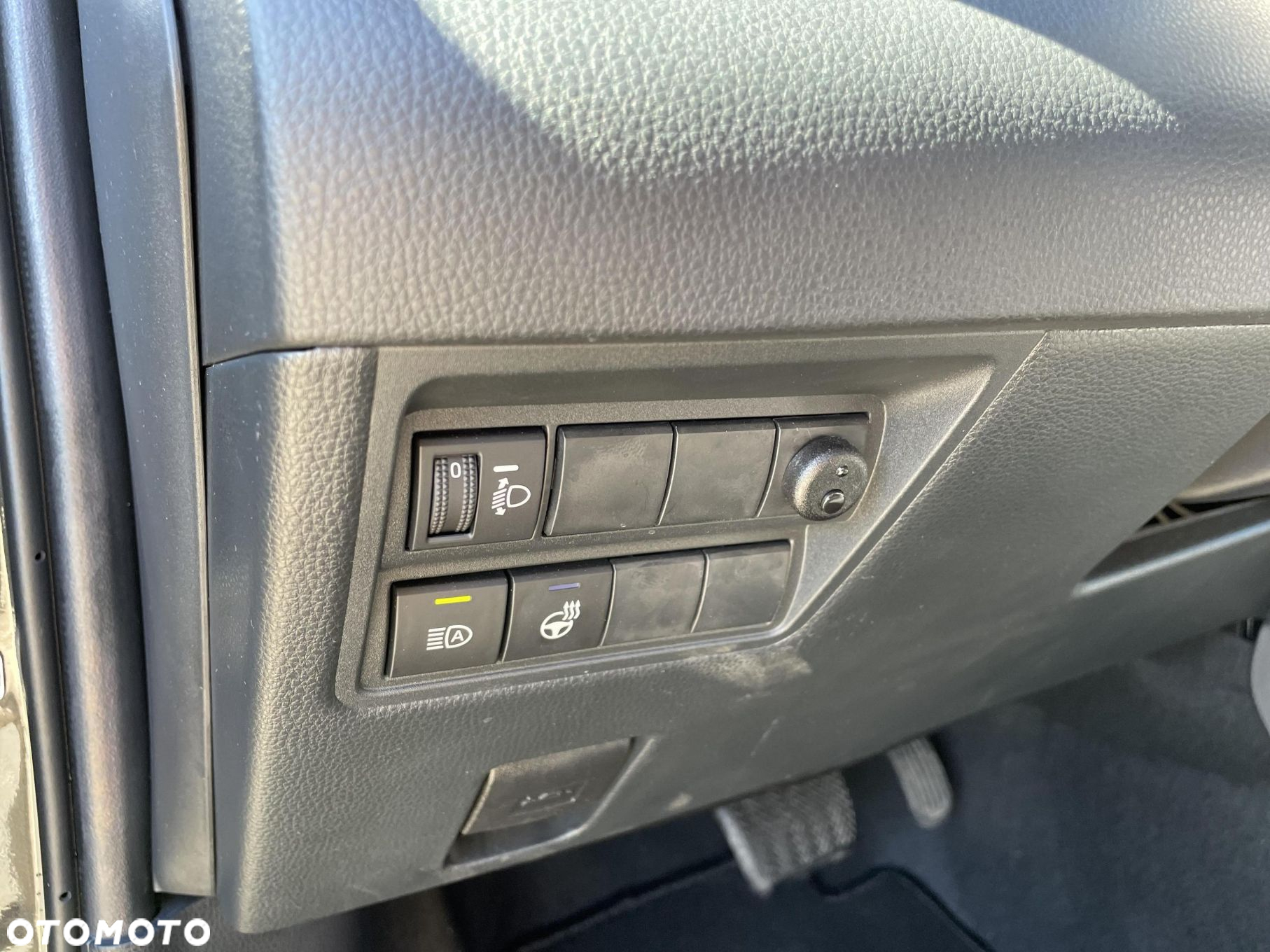 Toyota Yaris Hybrid 1.5 Style - 21