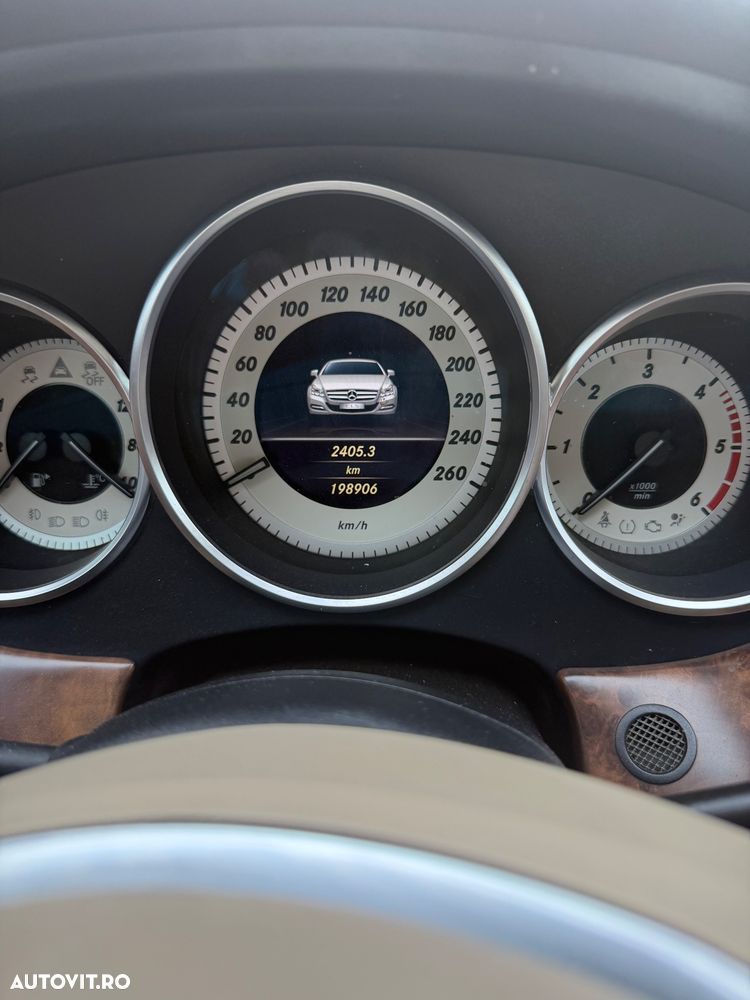 Mercedes-Benz CLS 350 CDI DPF BlueEFFICIENCY 7G-TRONIC - 29