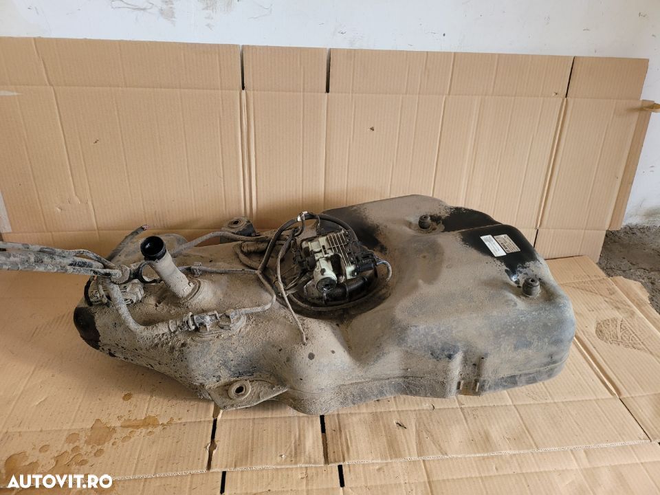 Rezervor Cu Pompa Adblue Mercedes ML GLE W166 X166 3.0 Cdi An 2011-2019 Cod A - 3