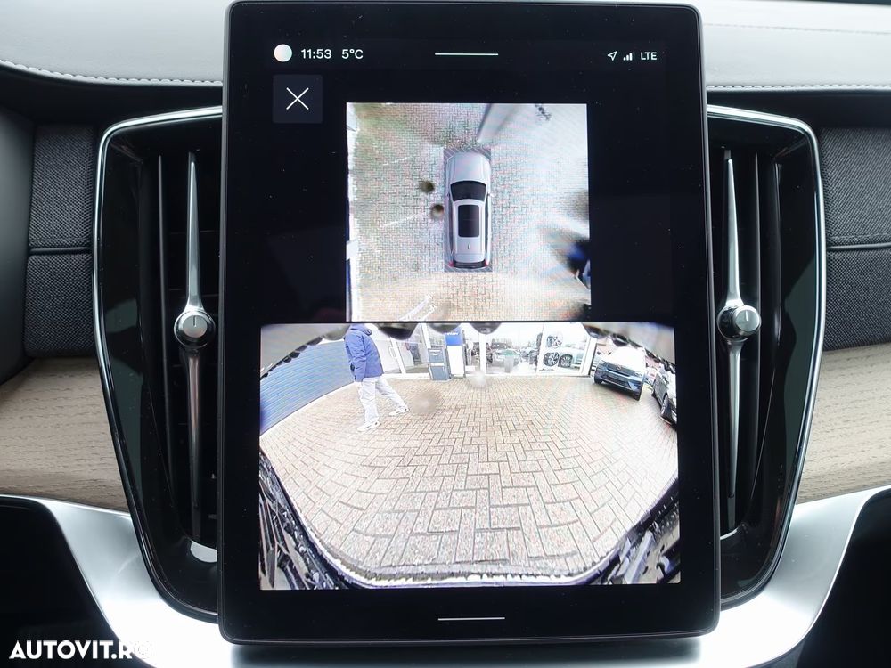 Volvo XC 90 B5 AWD MHEV Plus Bright - 13