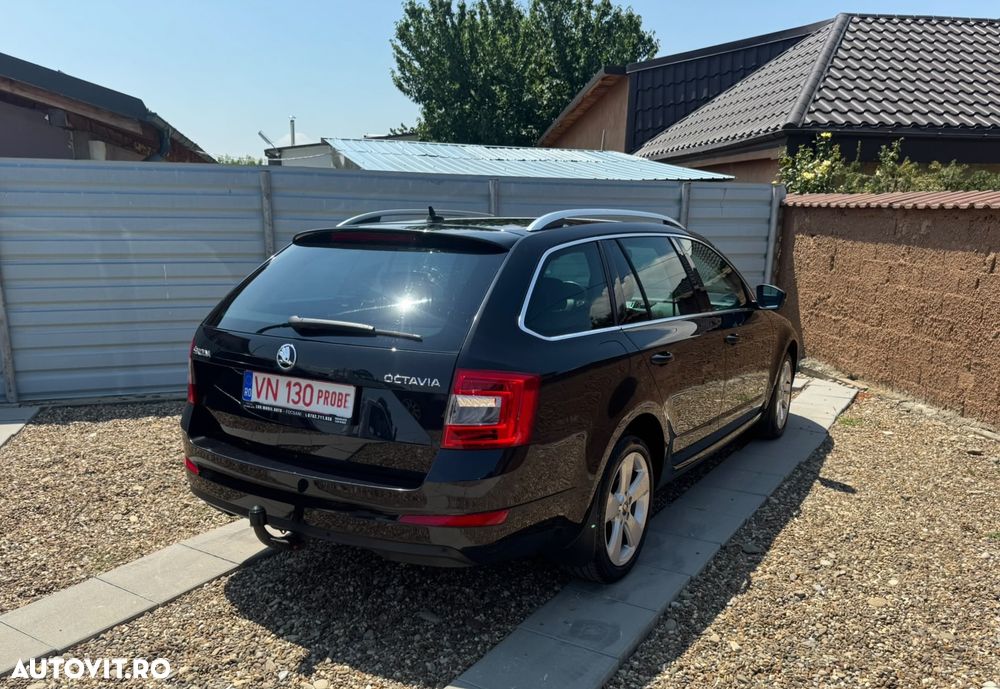 Skoda Octavia 2.0 TDI ELEGANCE DSG - 5