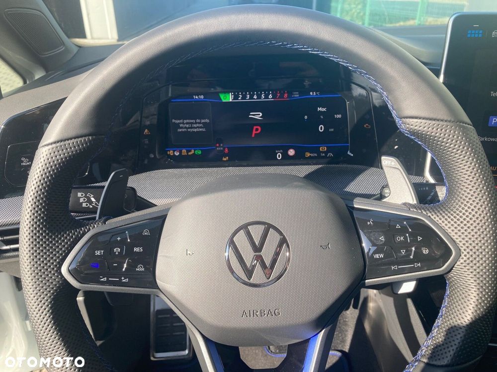 Volkswagen Golf - 13