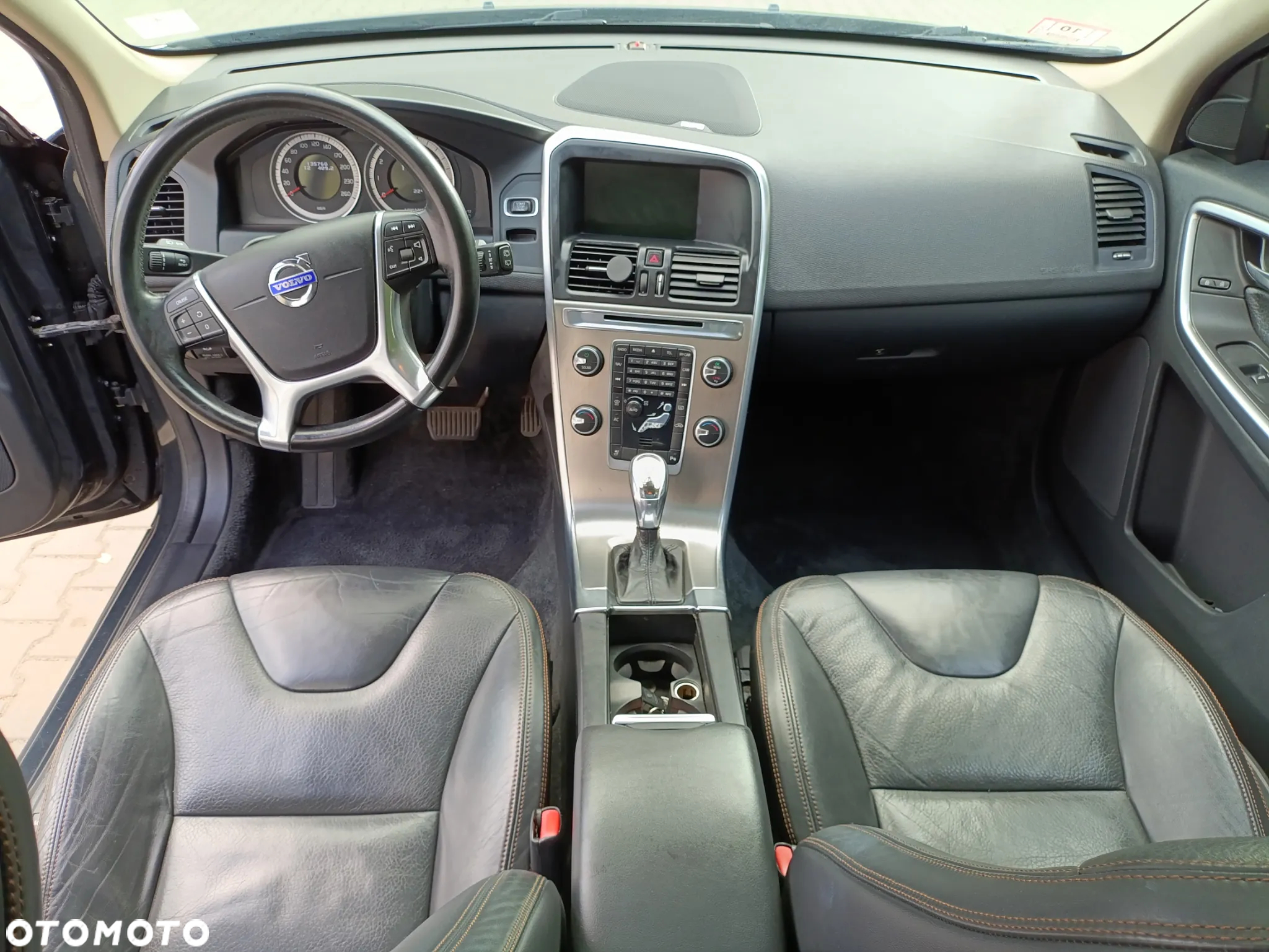 Volvo XC 60 - 11