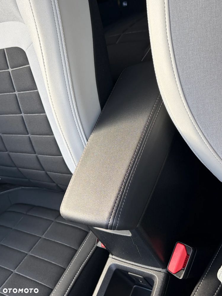 Citroën C3 1.2 mHEV Max - 22