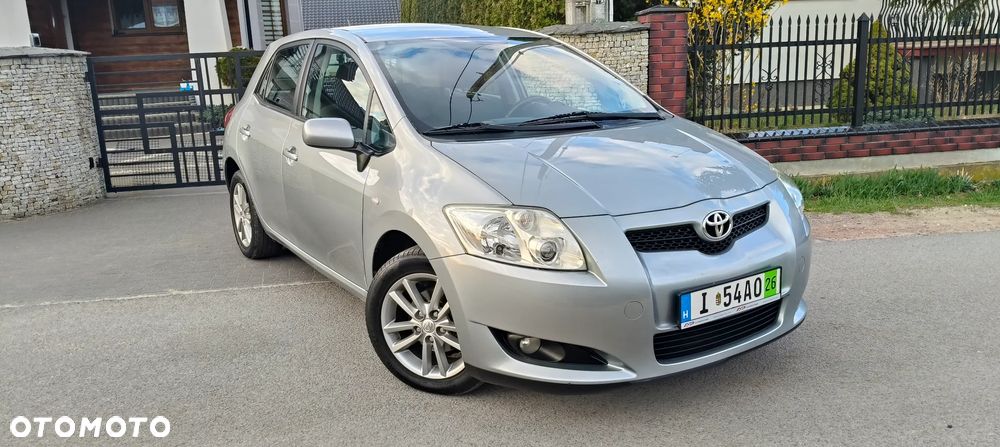 Toyota Auris 1.4 D-4D Life - 2