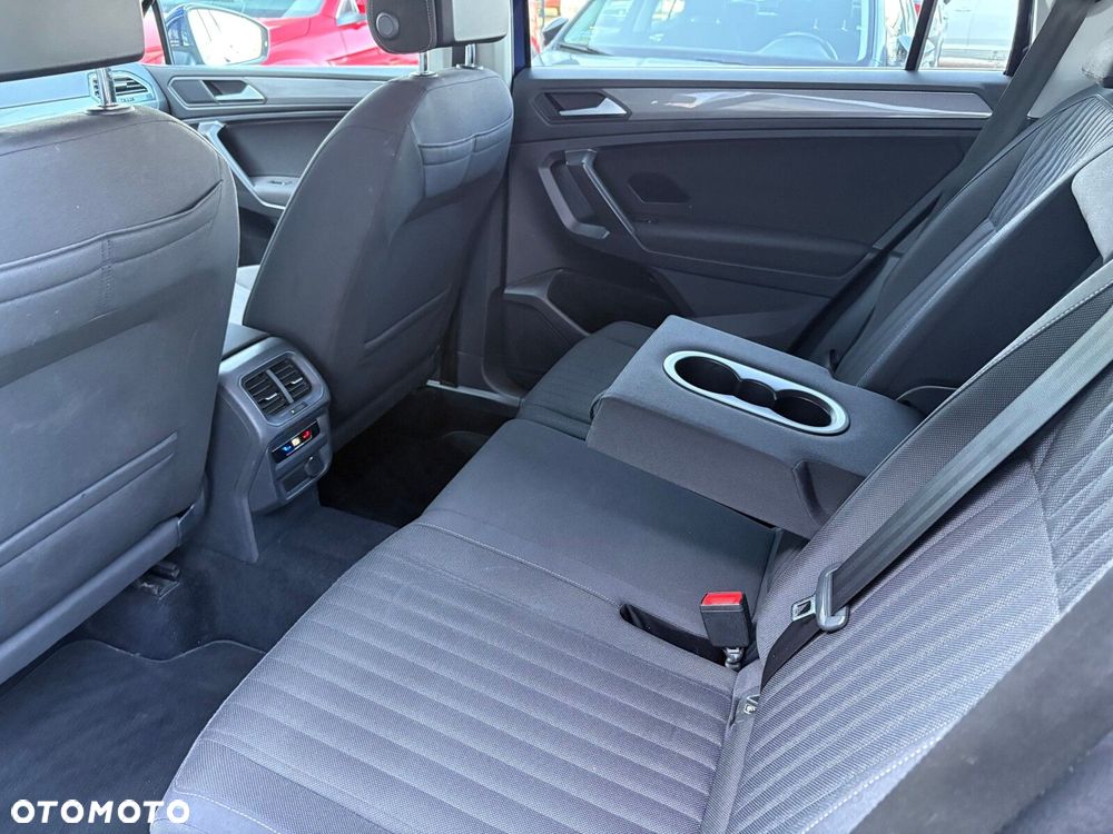 Volkswagen Tiguan Allspace - 16