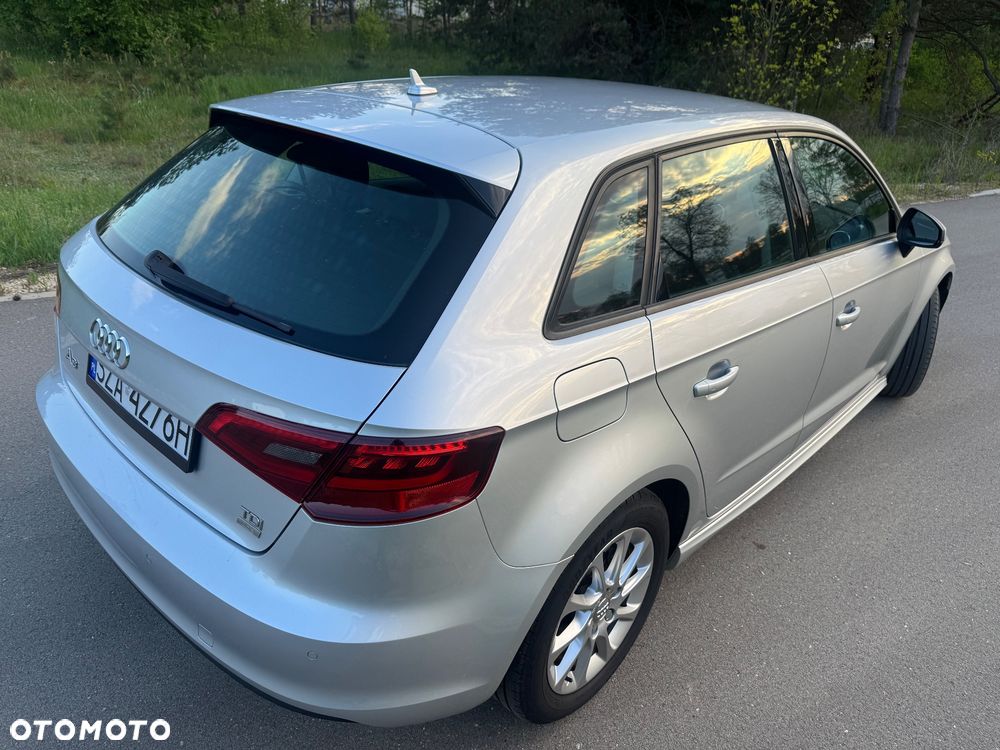 Audi A3 Sportback 1.6 TDI ultra Attraction - 16