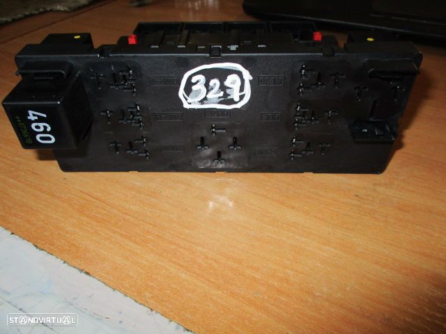 Caixa Fusiveis 3C0937049AH VW PASSAT 2007 BOSCH VW GOLF PLUS (5M) FASE 1 2008 1.9TDI  105CV 5P CINZENTO BOSCH - 3