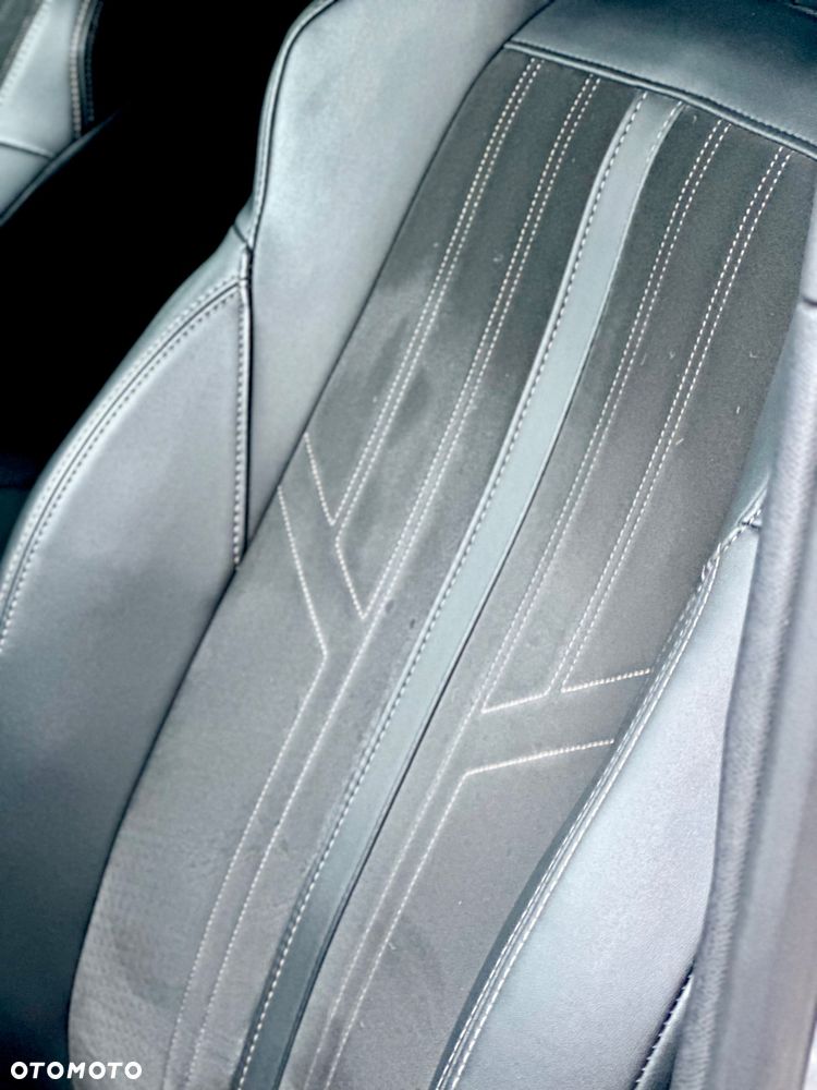 Peugeot 3008 1.5 BlueHDi GT Pack S&S EAT8 - 21