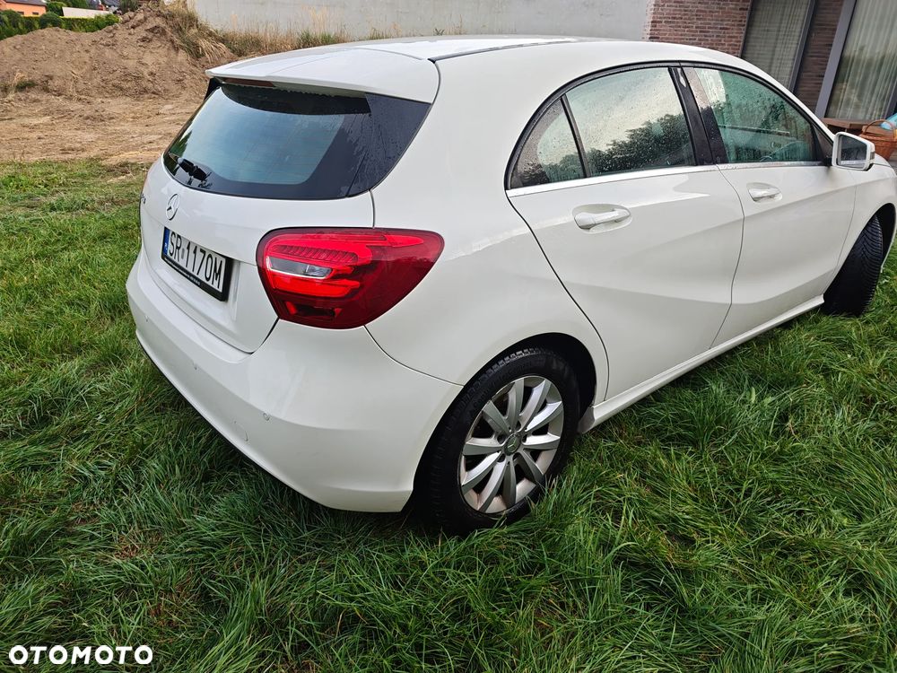 Mercedes-Benz Klasa A 180 BlueEfficiency Edition - 17