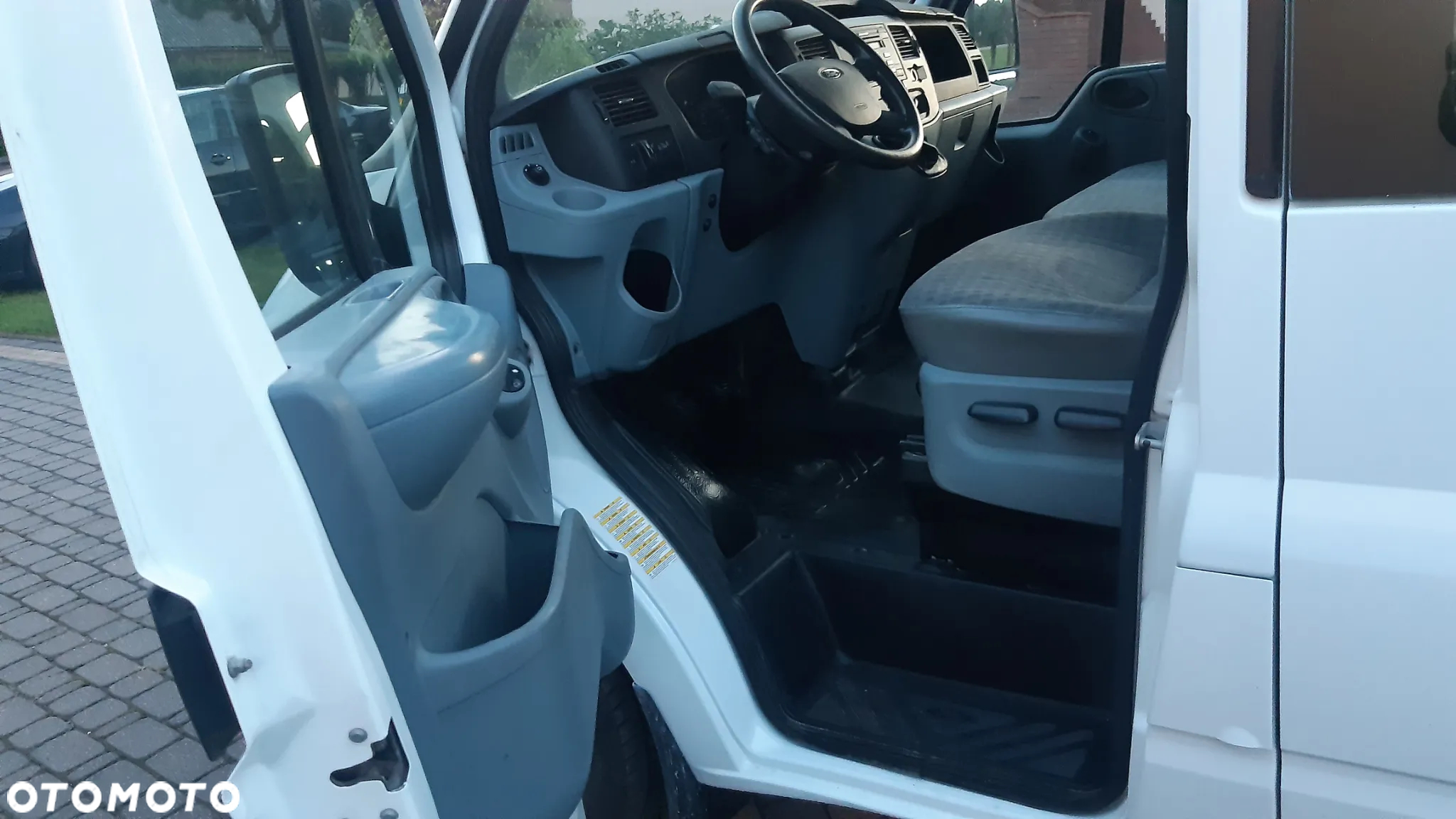 Ford Transit - 15