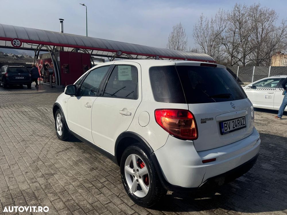 Suzuki SX4 1.6L 4WD GLX - 2