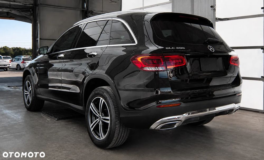 Mercedes-Benz GLC 300 4-Matic - 8