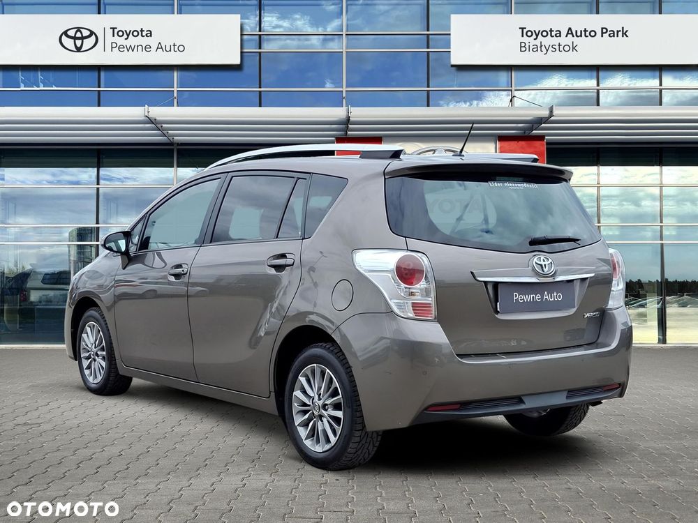 Toyota Verso 1.8 Premium EU6 - 3