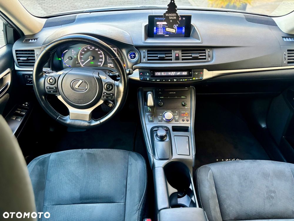 Lexus CT 17-20 - 14