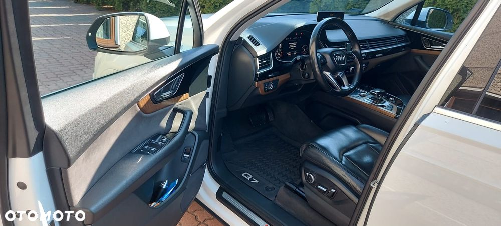 Audi Q7 3.0 TDI Quattro Tiptronic - 11