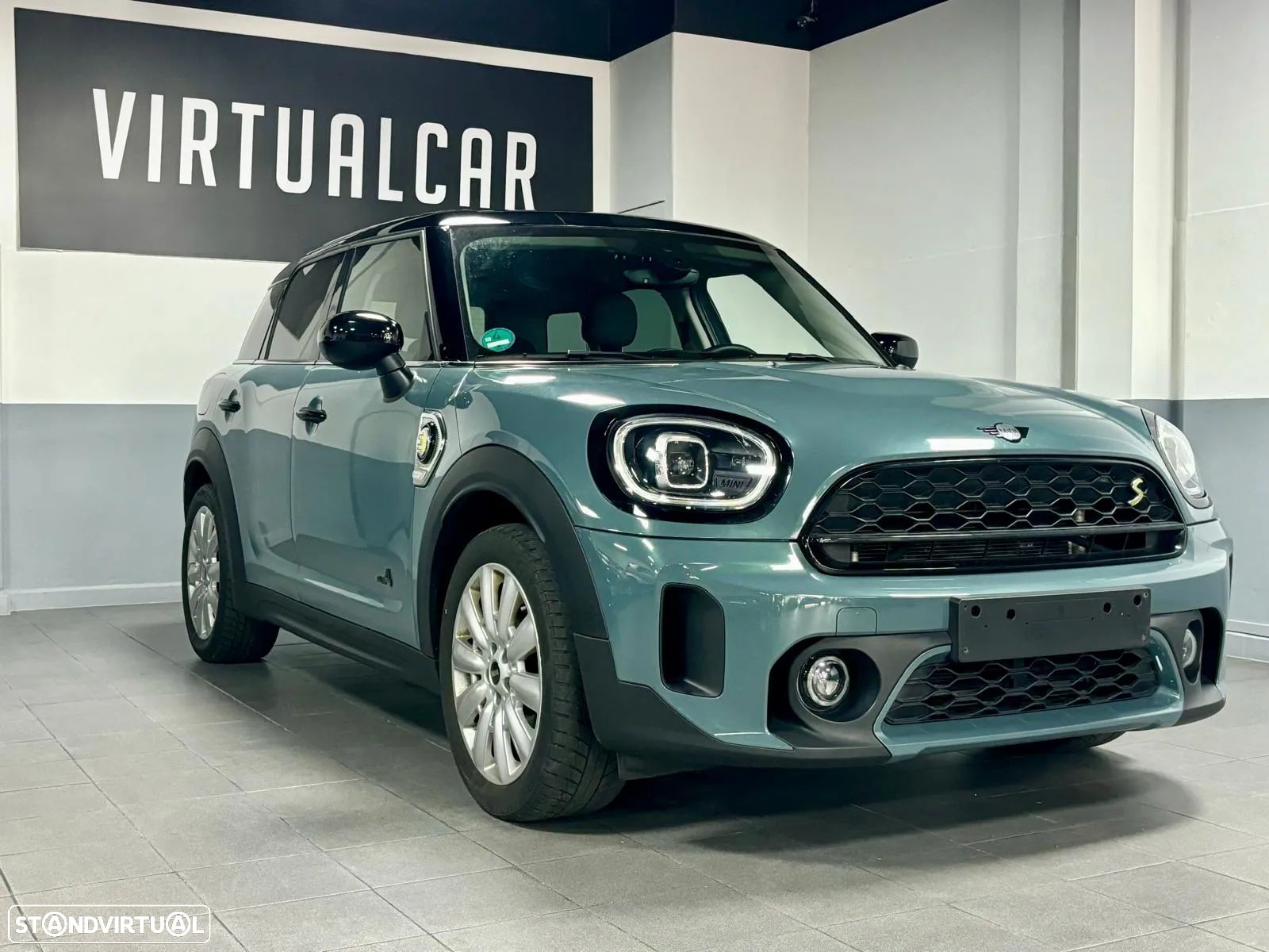MINI Countryman Cooper SE ALL4 Classic Auto - 1