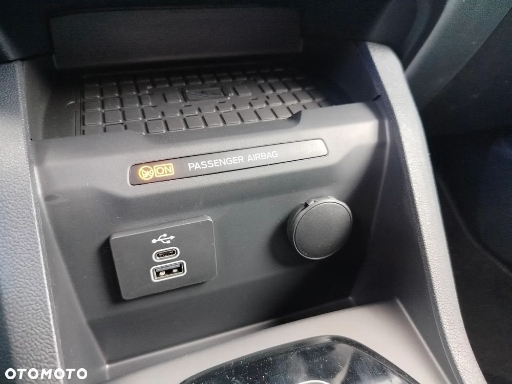 Ford Tourneo Courier 1.0 EcoBoost Active - 22