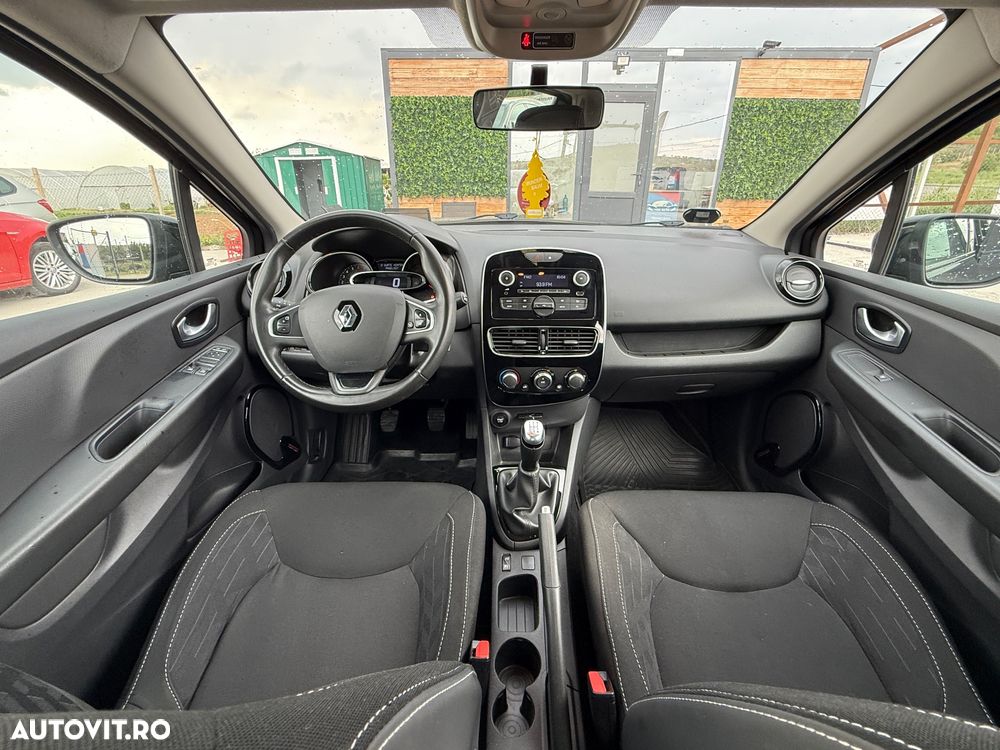 Renault Clio - 6