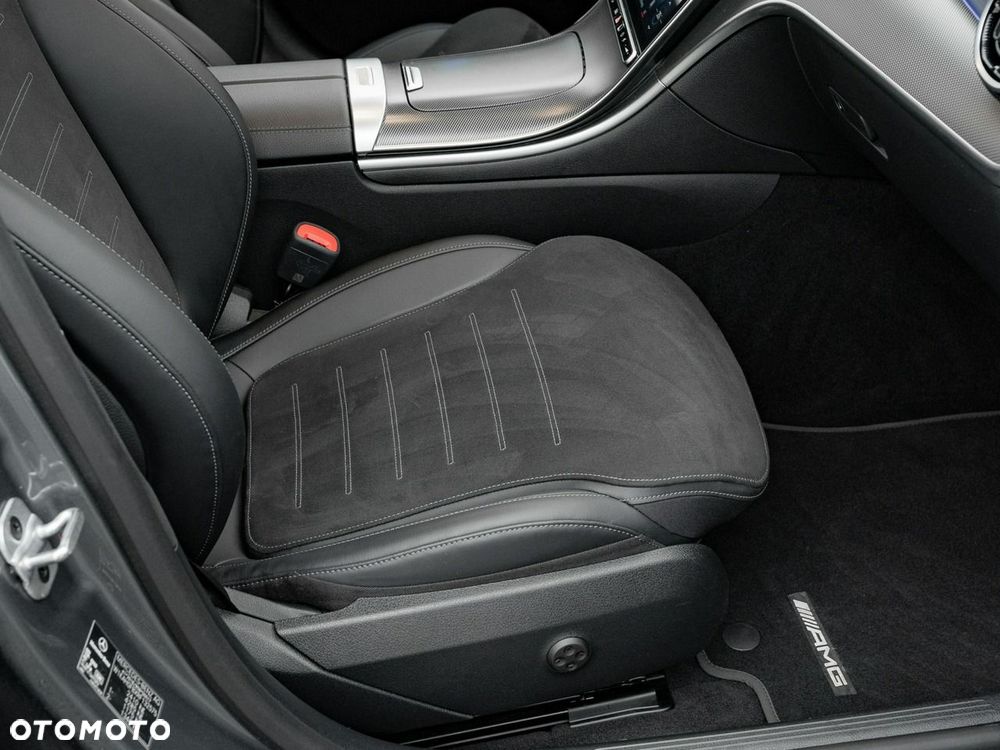 Mercedes-Benz Klasa C 220 d 4Matic 9G-TRONIC AMG Line - 32