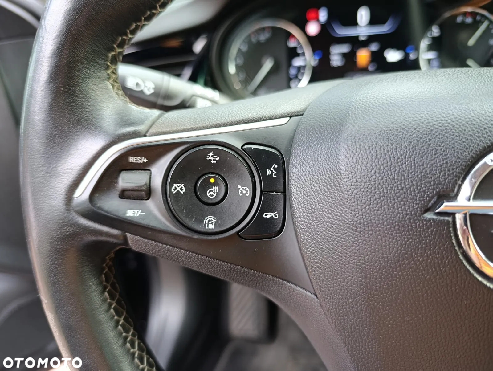 Opel Insignia Sports Tourer 2.0 Diesel Automatik Innovation - 33