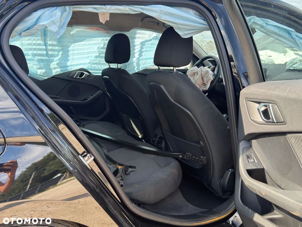 BMW Seria 1 - 10