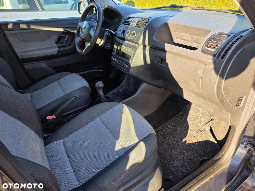 Skoda Fabia - 13