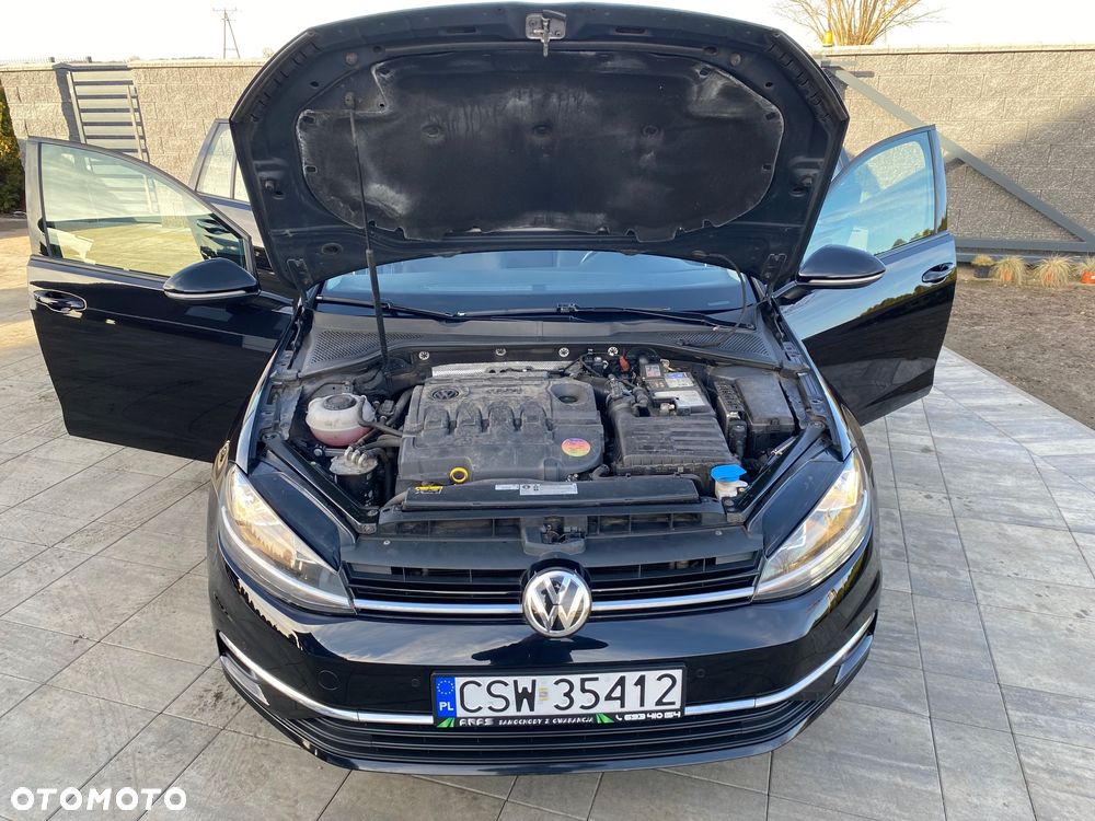 Volkswagen Golf 1.6 TDI SCR DSG Comfortline - 12