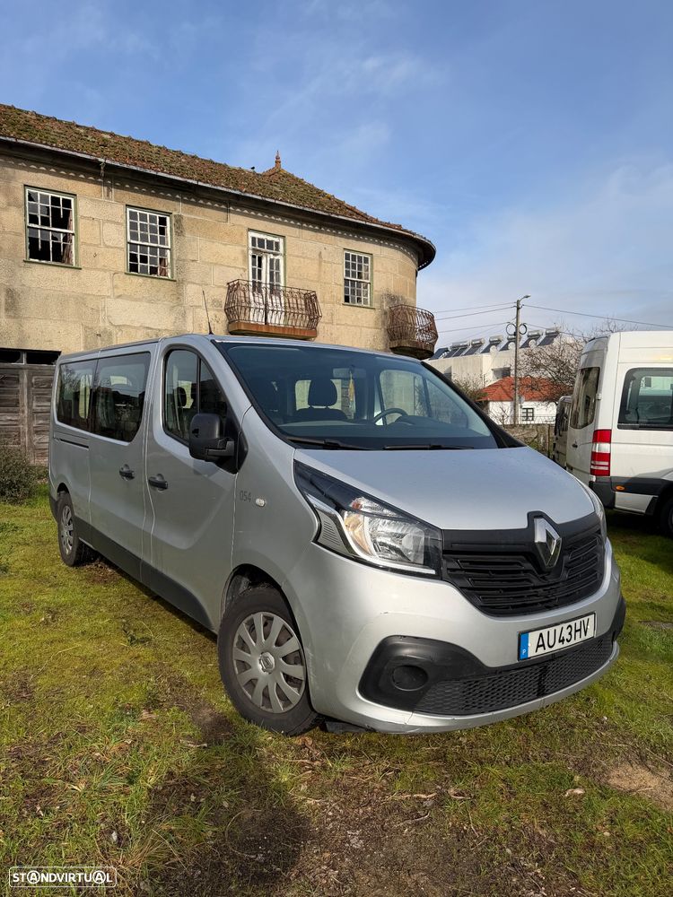 Renault TRAFIC - 1
