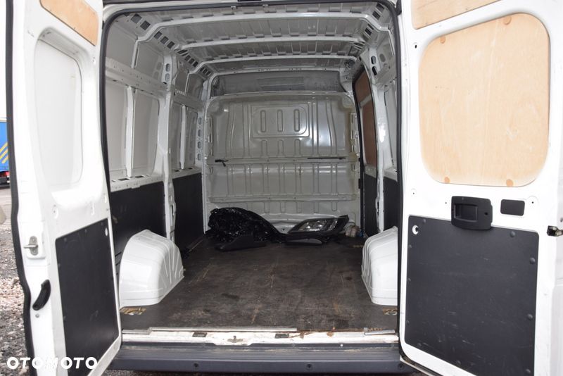 Peugeot BOXER - 4