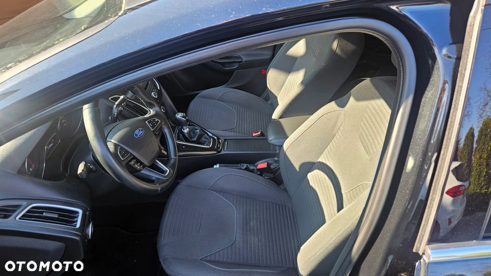 Ford Focus - 14